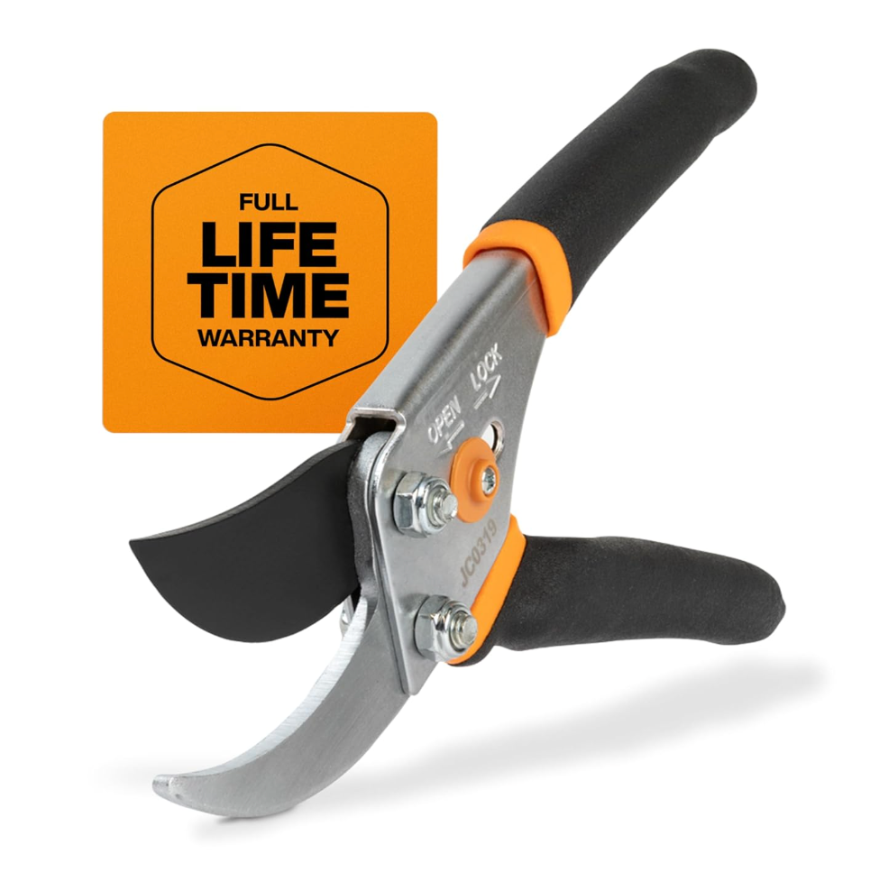 Fiskars Bypass Pruning Shears with Full Lifetime Warranty badge